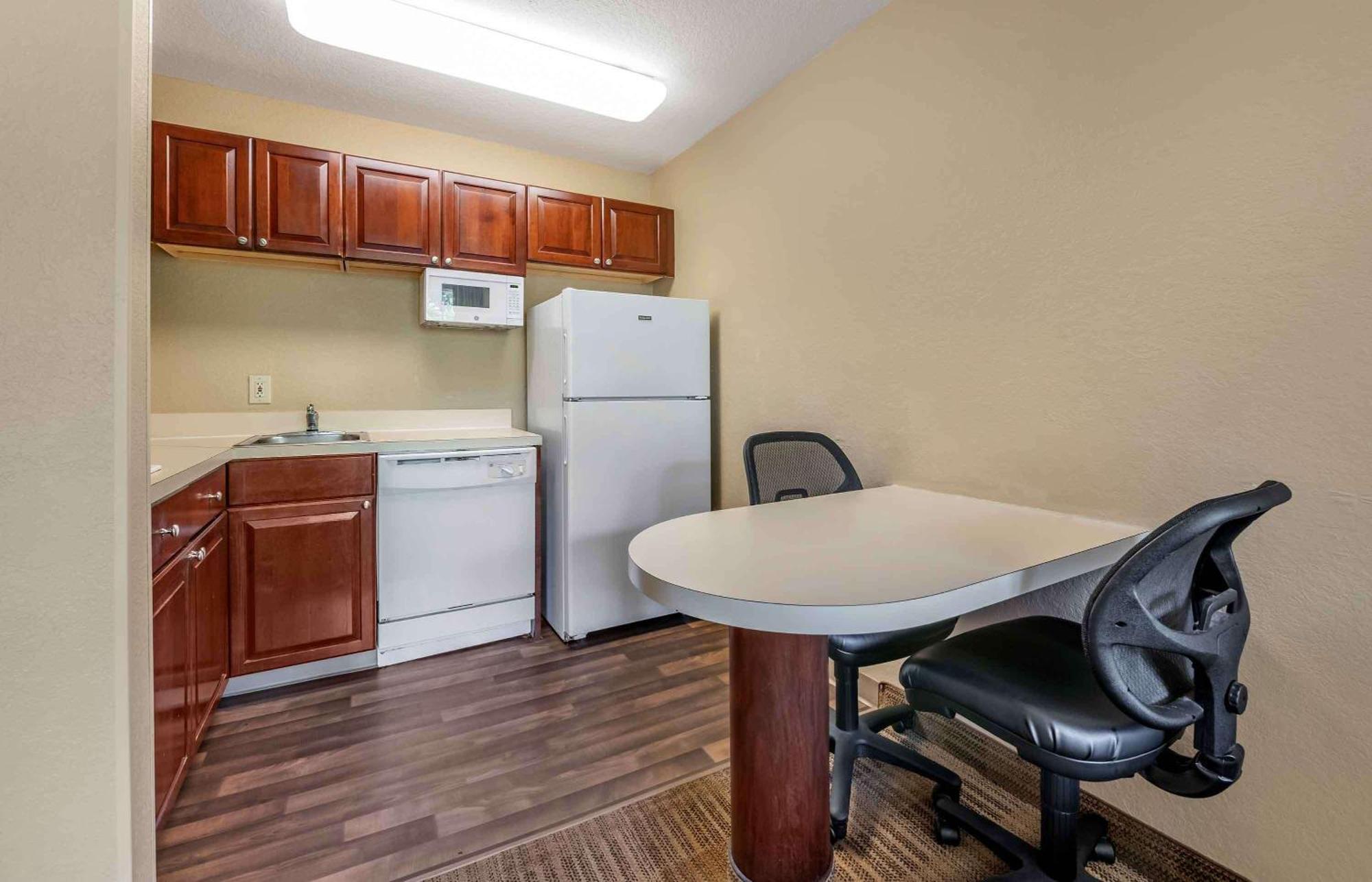 Extended Stay America Suites - Raleigh - Rtp - 4919 Miami Blvd Durham Eksteriør billede