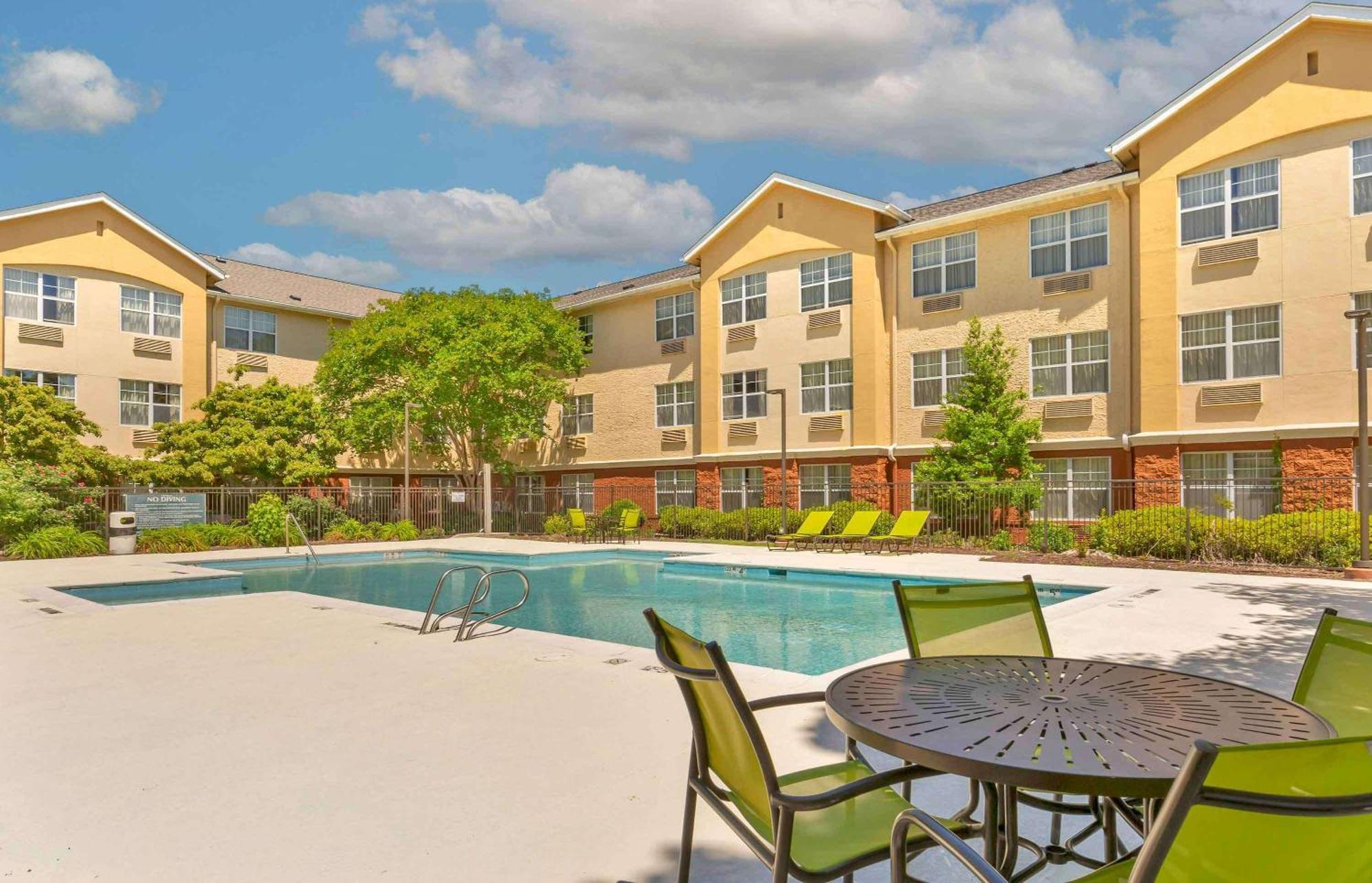 Extended Stay America Suites - Raleigh - Rtp - 4919 Miami Blvd Durham Eksteriør billede
